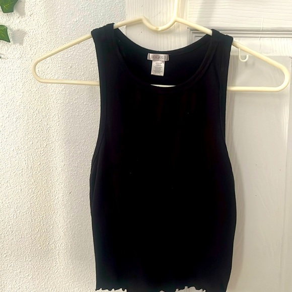 Bozzolo Tops - Black crop tank top